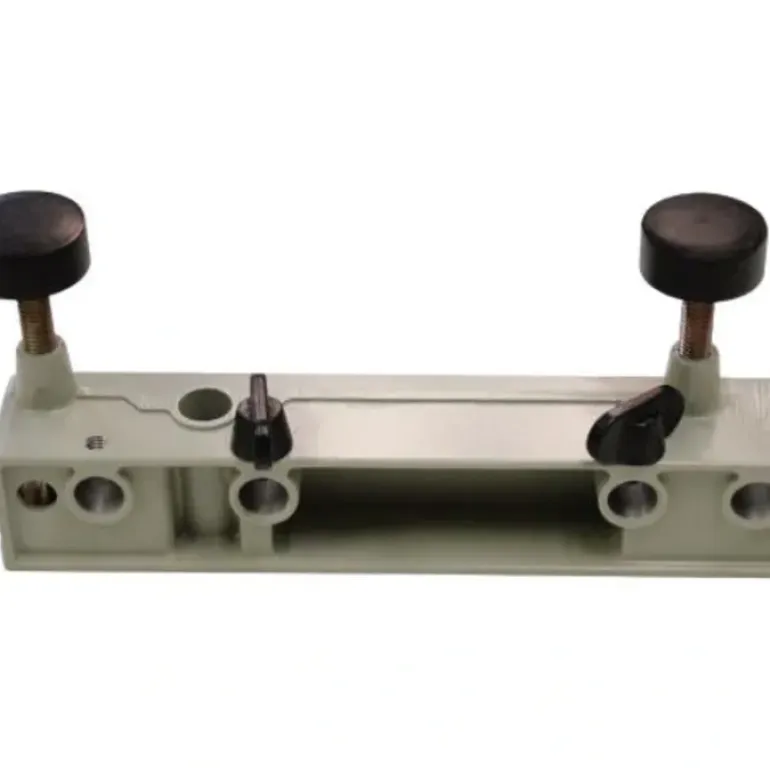 Makita 122446-1 Extension Rod Holder - One-stop shop for professional tools and equipment.